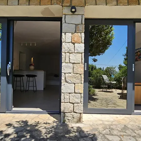 公寓 Val Mar 诺维·维诺多尔斯基